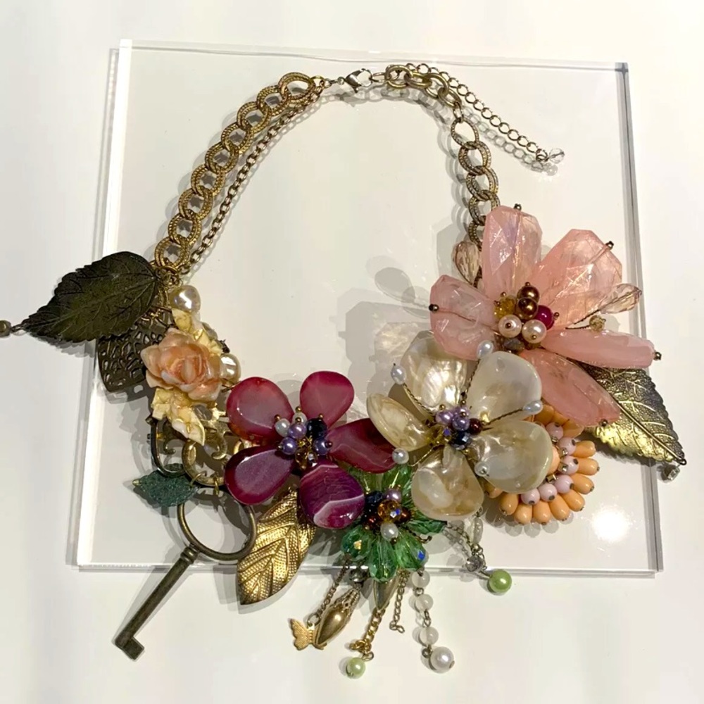 Custom statement necklace feat. florals, pendants